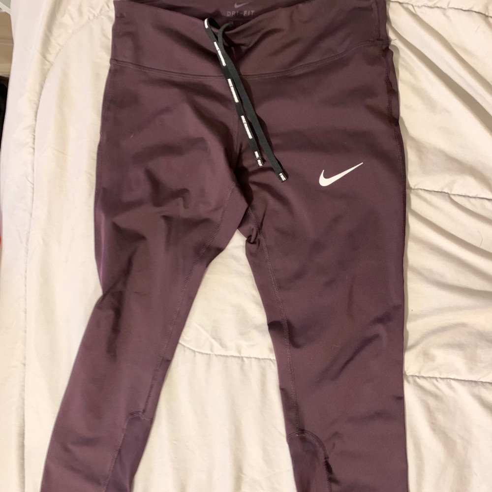Women’s Nike running leggings